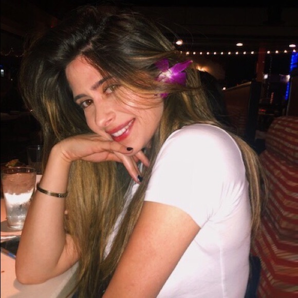 Meet your Posher, Alexandra - Picture 1 of 1